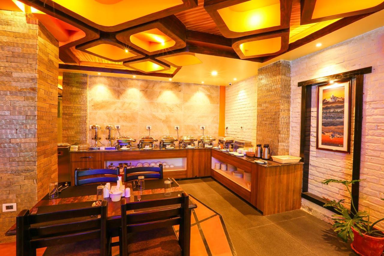 Hotel White Himal Pokhara Exterior photo